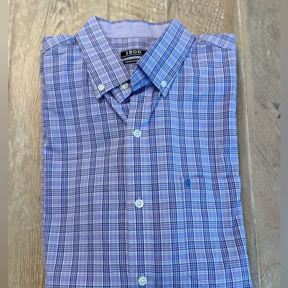 Izod men’s button-front shirt, size M - Picture 1 of 3